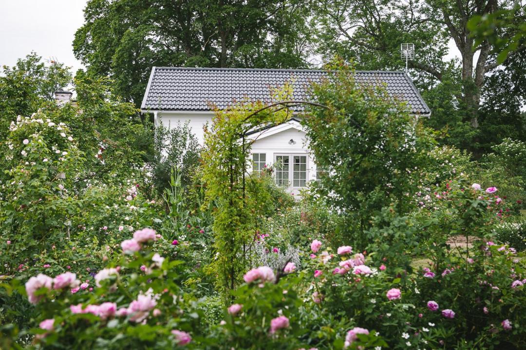 Vallby Cottage Enköping Eksteriør bilde